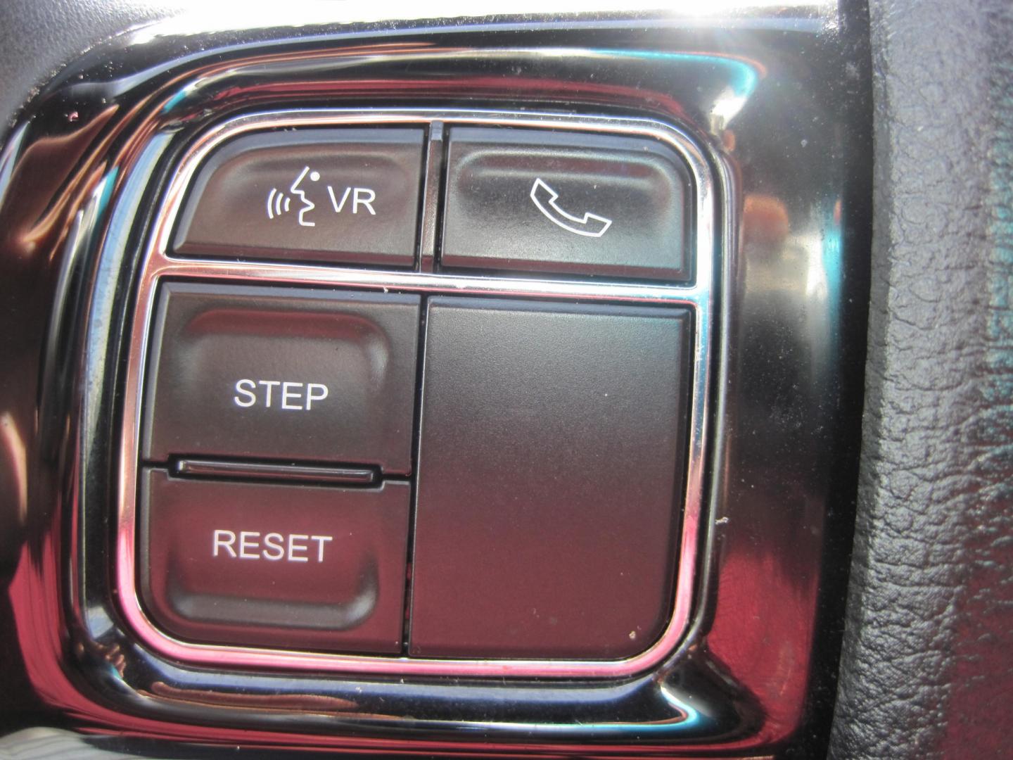 2019 silver /black Dodge Grand Caravan SXT (2C4RDGCG8KR) , located at 9530 Old Seward Highway, Anchorage, AK, 99515, (907) 349-3343, 61.134140, -149.865570 - Photo#15